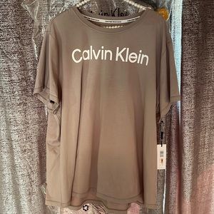 Calvin Klein shirt, gray T-shirt Women 3X. New with tags!
